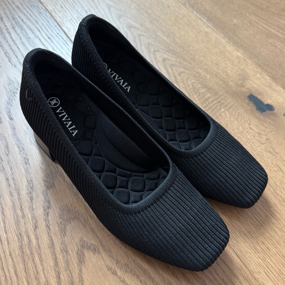Vivaia Melody Square Toe Chunky Heel Pumps - Black - Size 5 - Like New - Picture 2 of 6